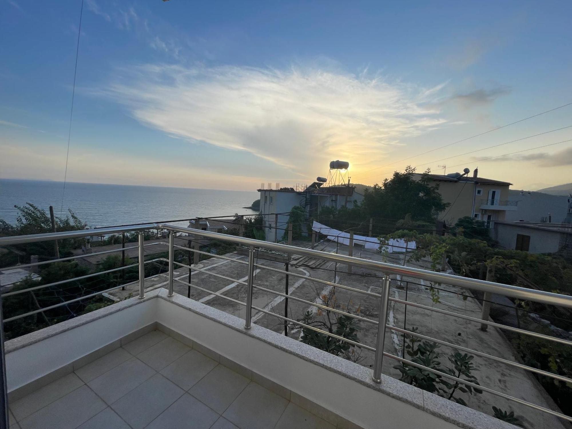Tasos Rooms Himare Eksteriør bilde