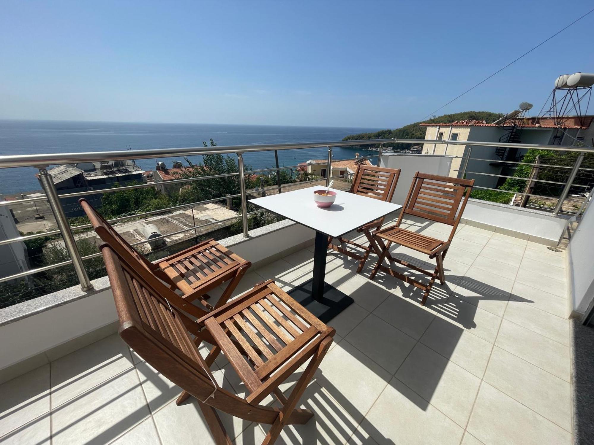 Tasos Rooms Himare Eksteriør bilde