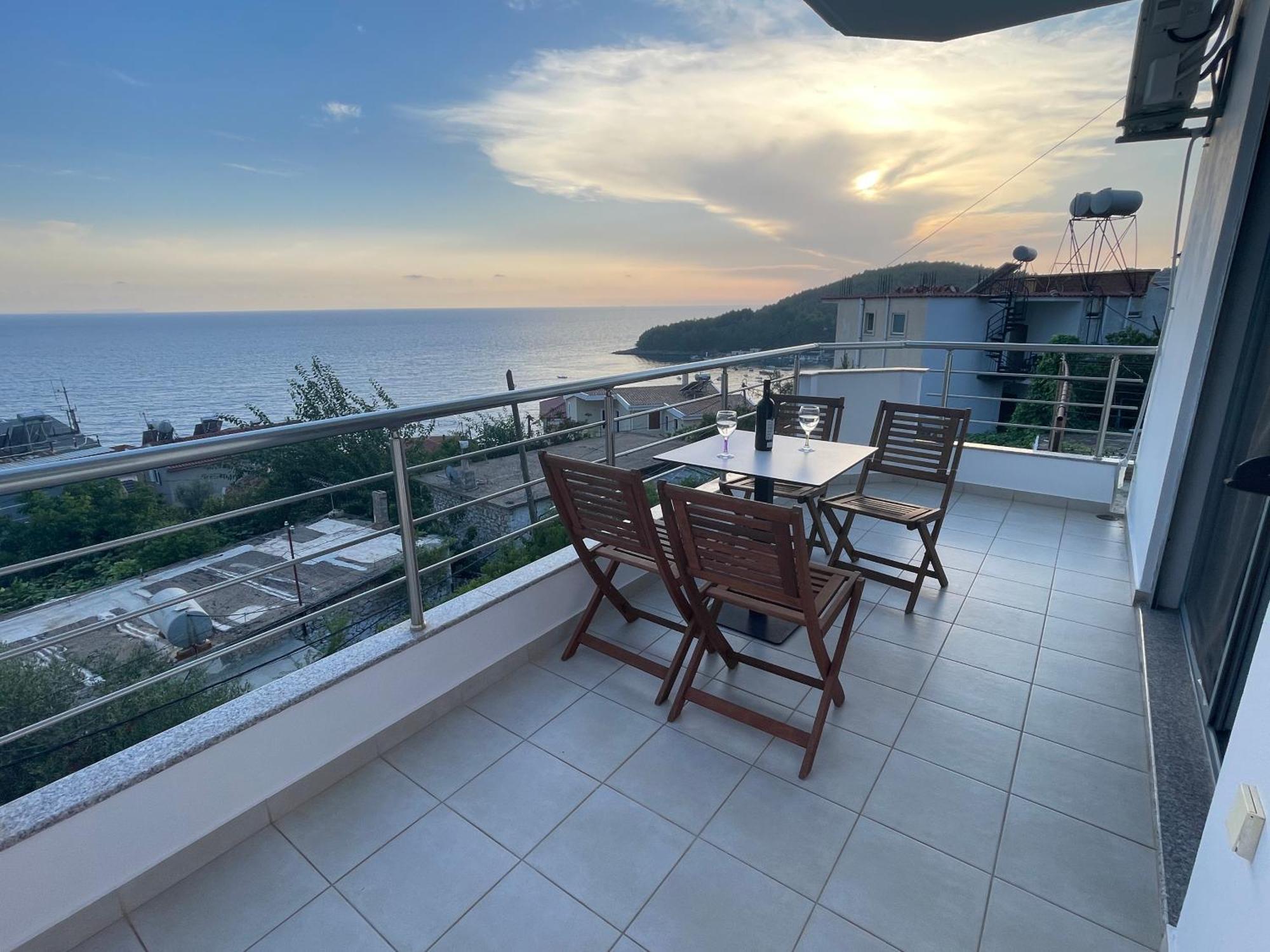 Tasos Rooms Himare Eksteriør bilde