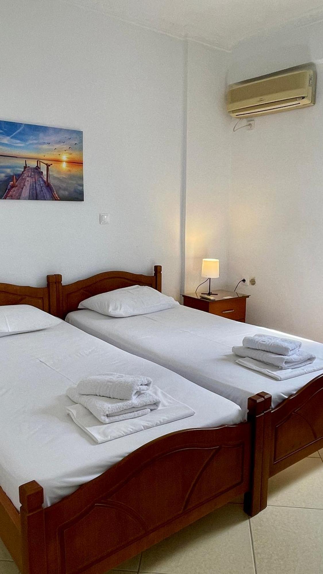 Tasos Rooms Himare Eksteriør bilde
