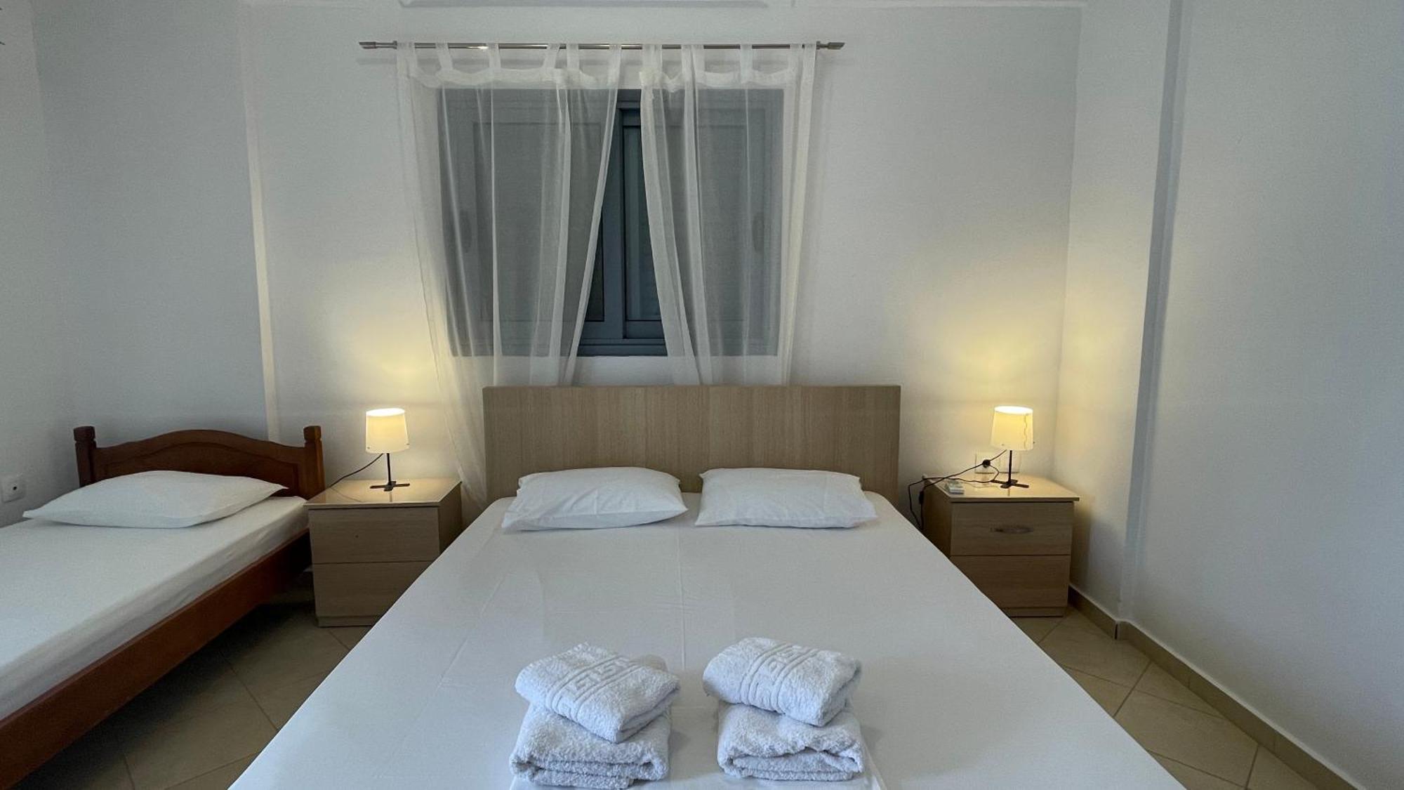 Tasos Rooms Himare Eksteriør bilde
