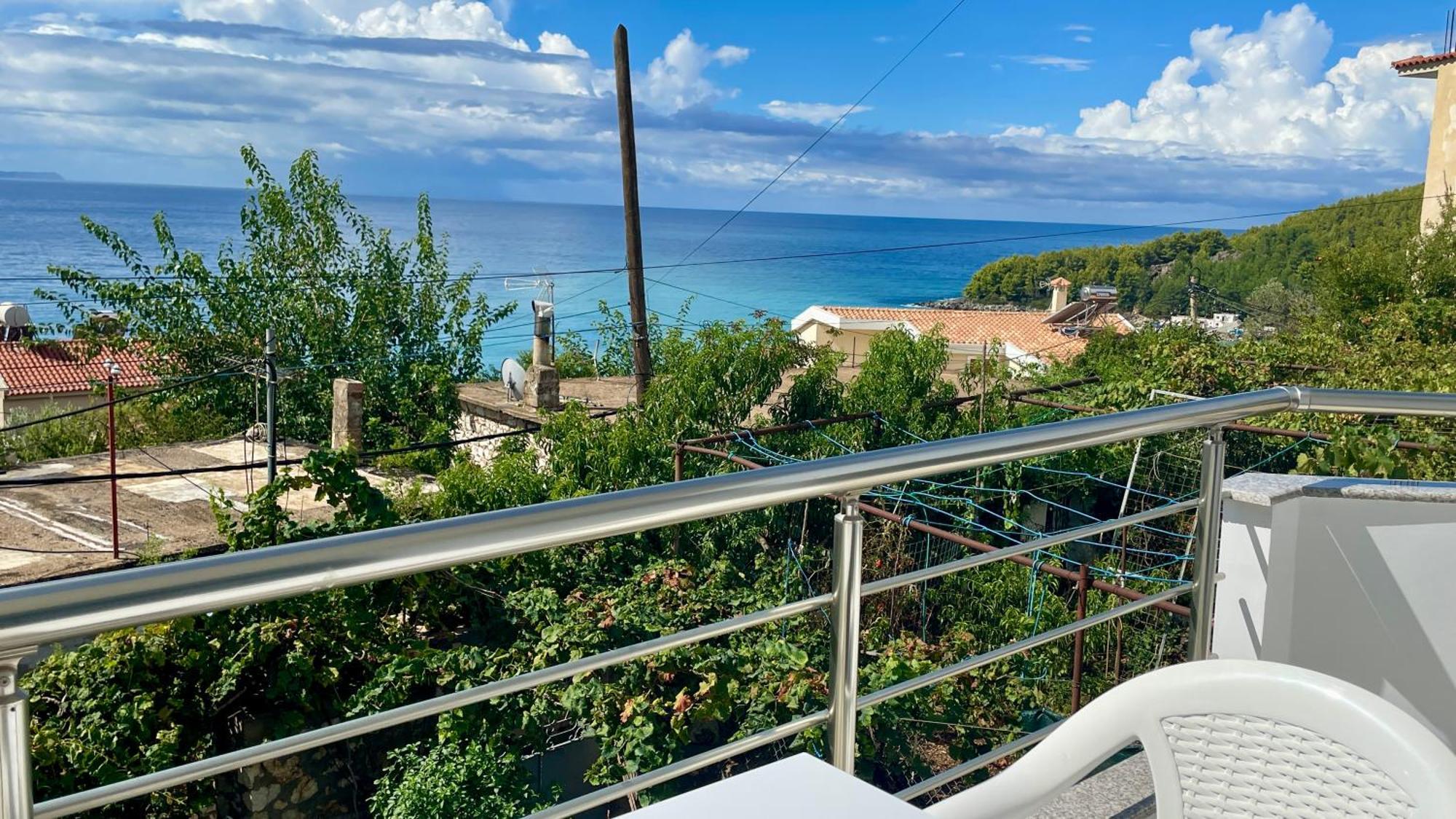 Tasos Rooms Himare Eksteriør bilde