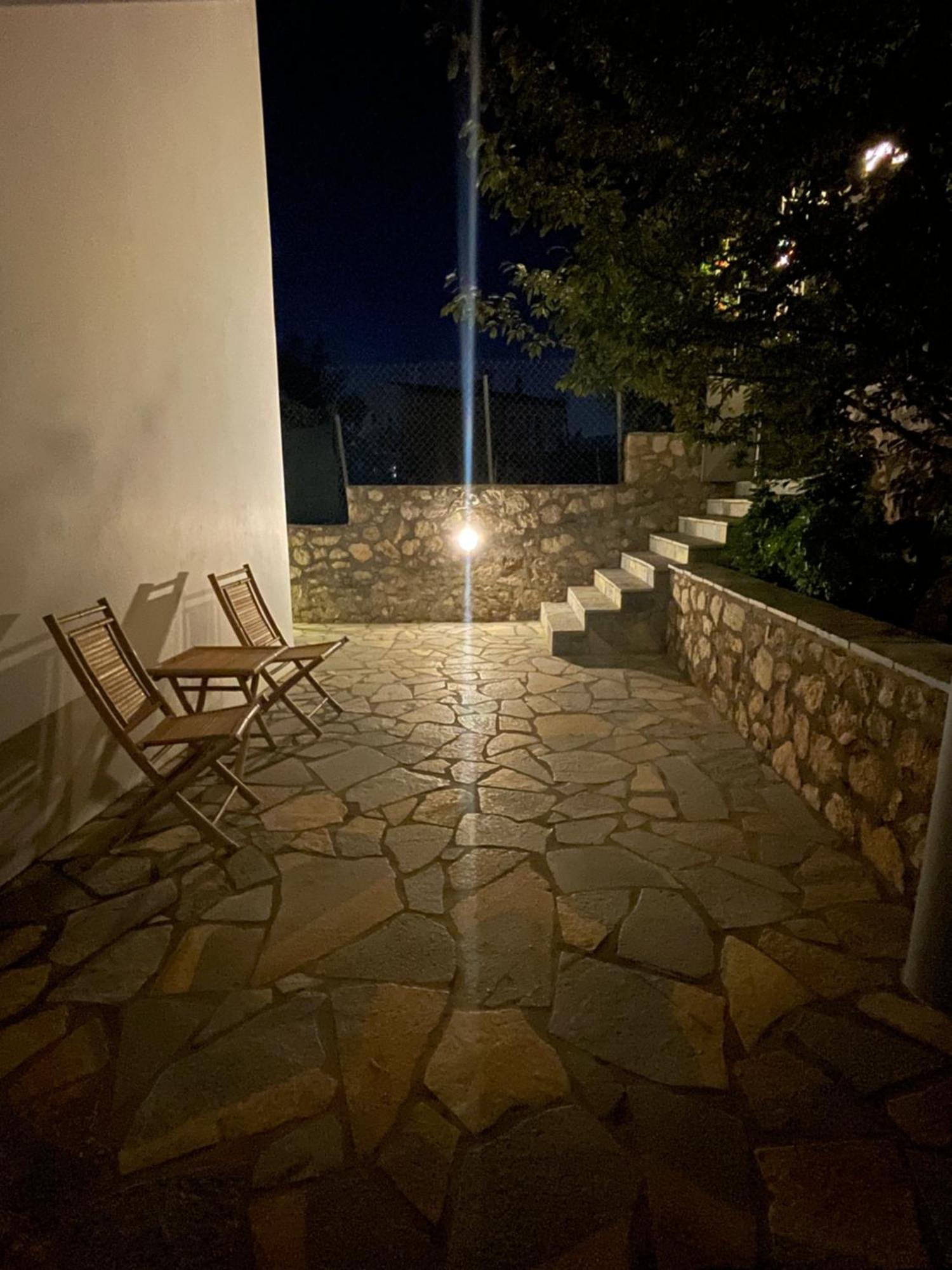 Tasos Rooms Himare Eksteriør bilde